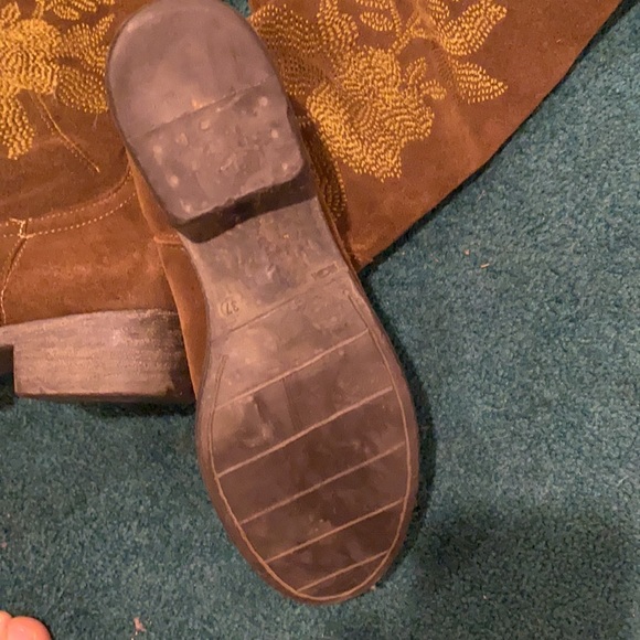 Sundance suede boot - Picture 2 of 5